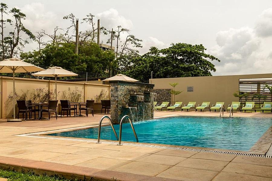 Protea Hotel By Marriott Benin City Select Emotan Экстерьер фото