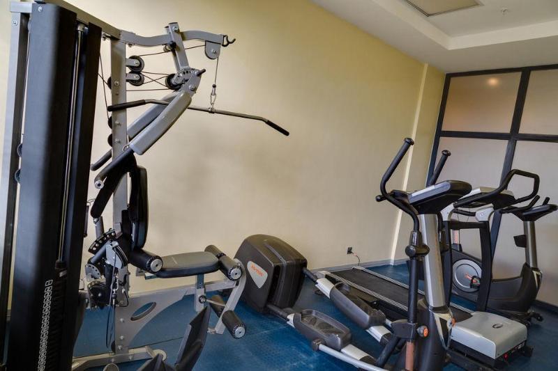 Protea Hotel By Marriott Benin City Select Emotan Экстерьер фото