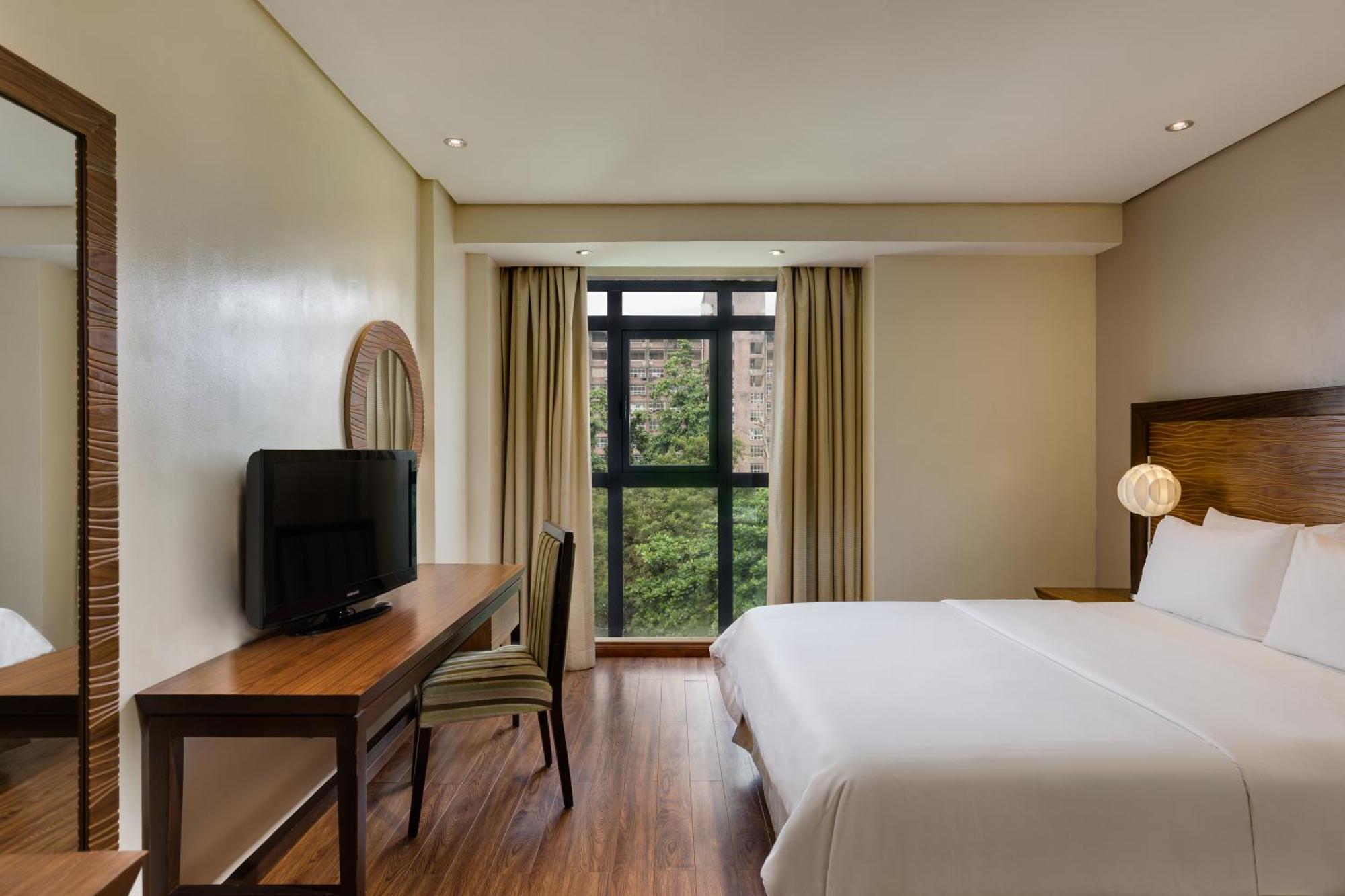 Protea Hotel By Marriott Benin City Select Emotan Экстерьер фото